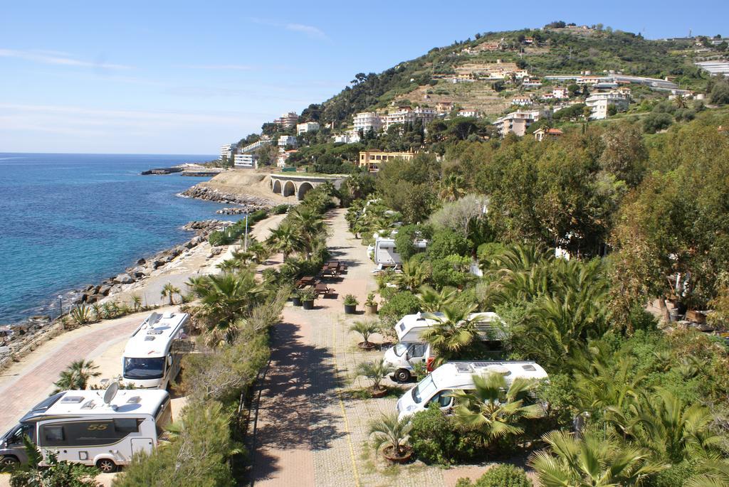 Villaggio Dei Fiori Sanremo Exterior foto